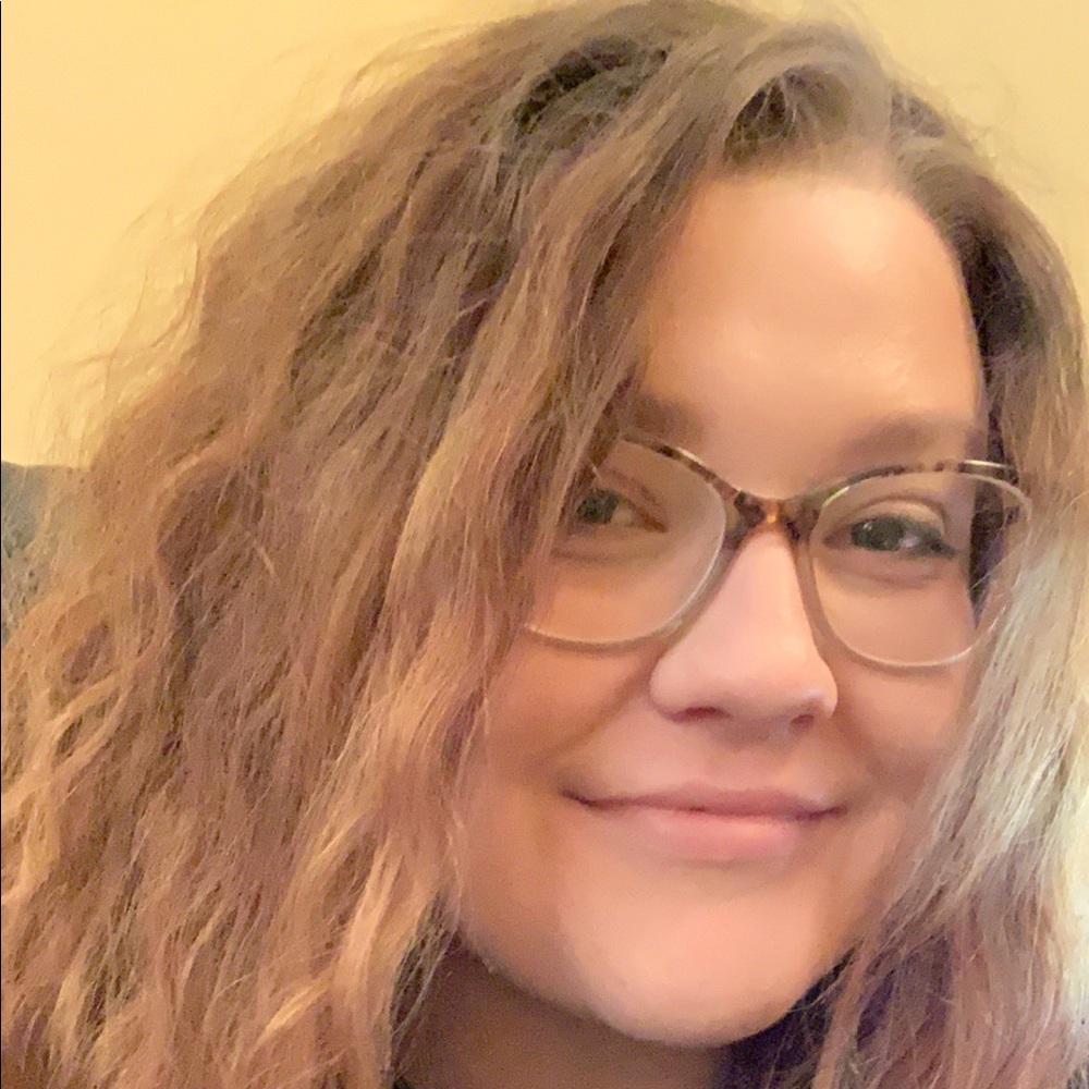 Meet your Posher, Misti